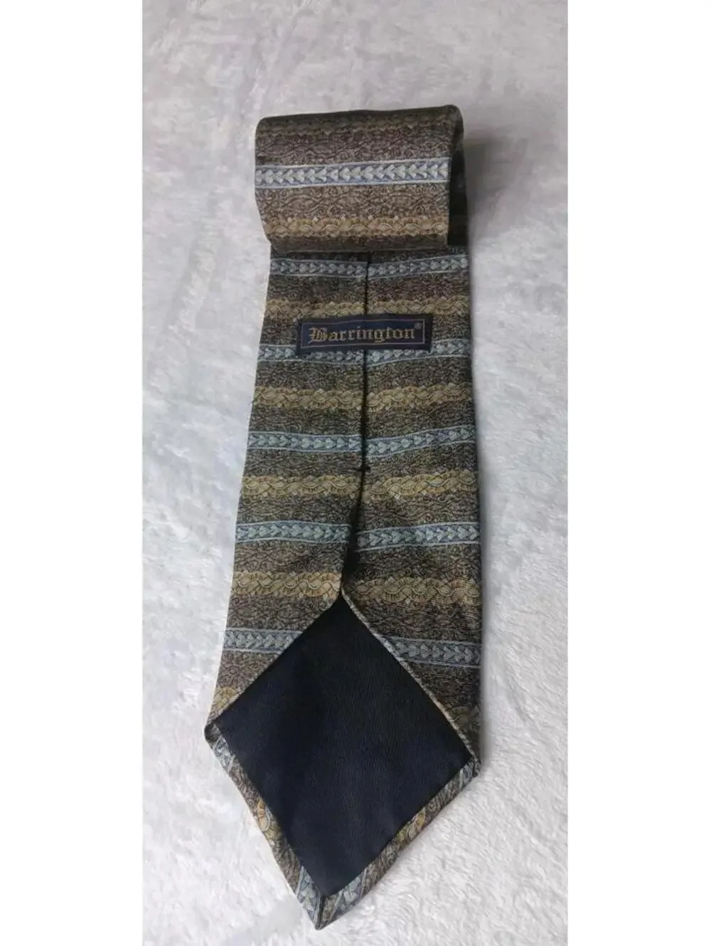 Vintage Barrington Mens Neck Tie 100% Silk Multocolor Made In The USA